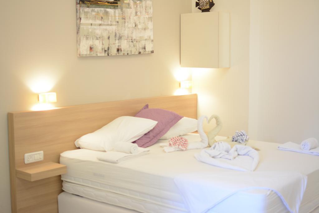 Zimmer Garden Haifa Room photo